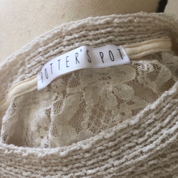 Lace top - Picture 5 of 7